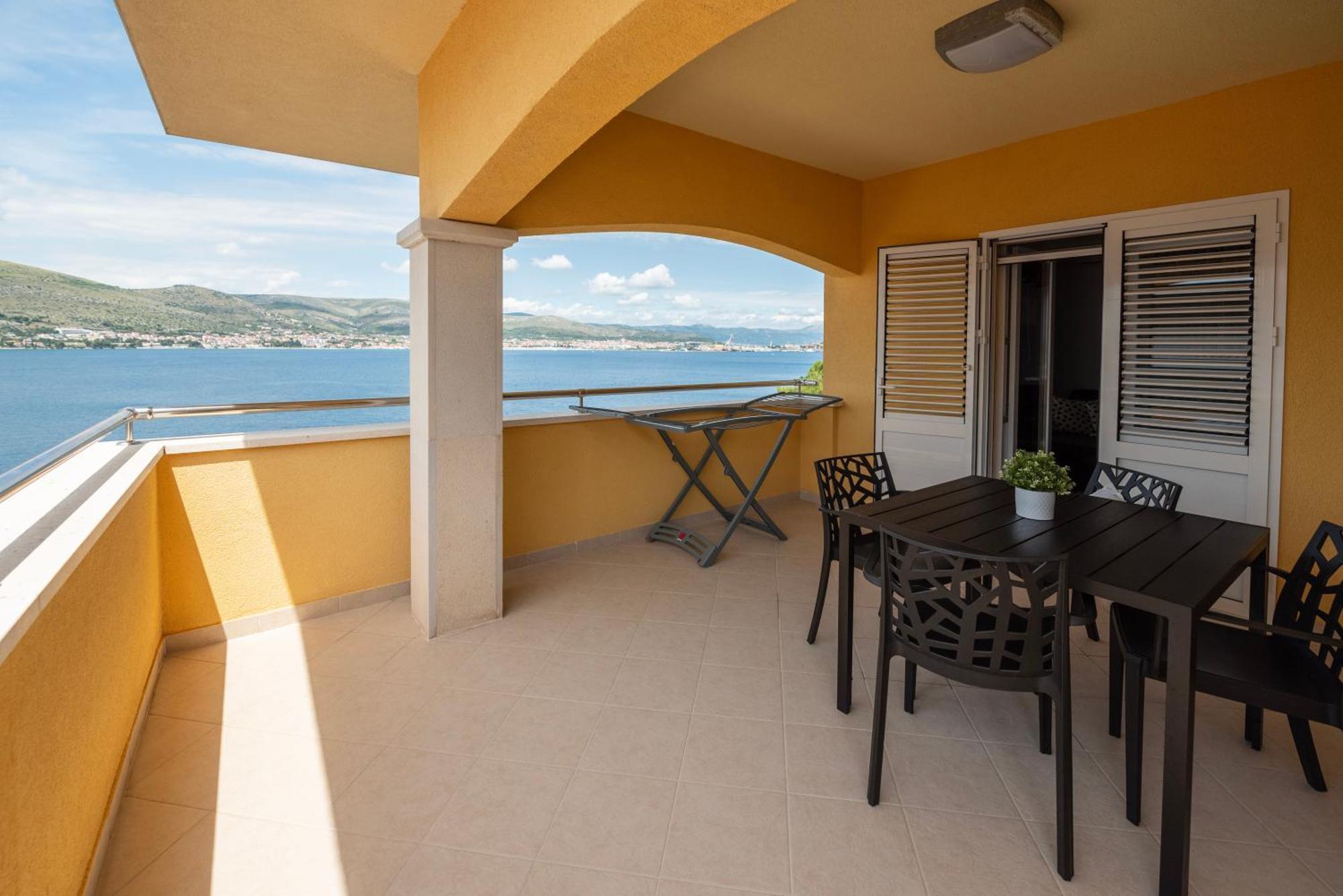 Lavanda Residence With Heated Pool Trogir Split Donji Okrug  Екстер'єр фото